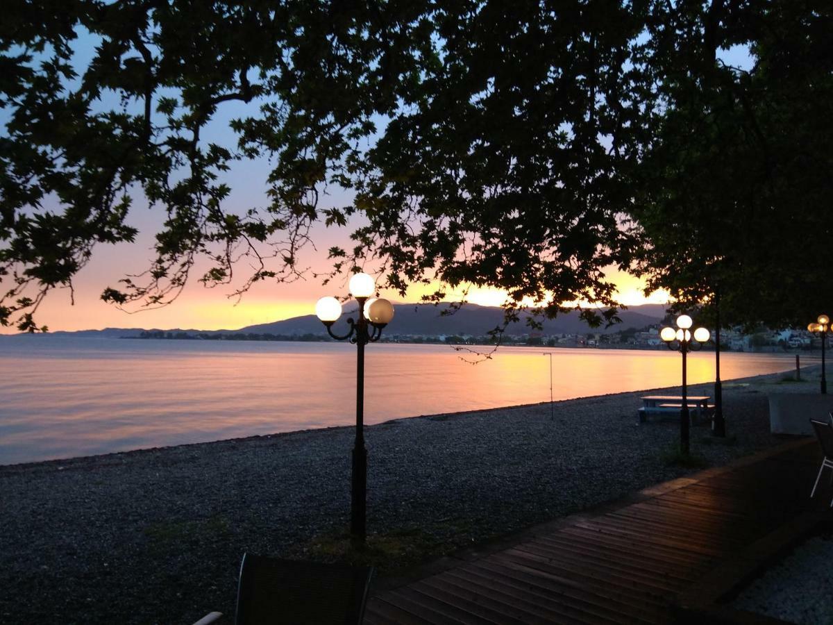 Lepanto Beach Hotel Nafpaktos Exterior foto
